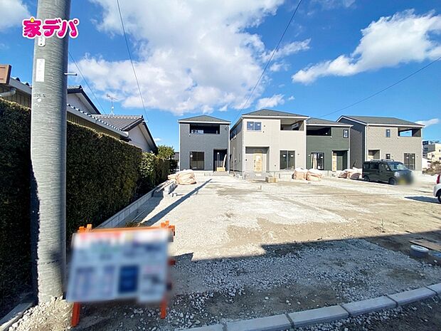 間取りや設備等の詳細や、気になる点がございましたらお気軽にお問合せご相談ください（左端）