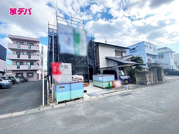 上棟しました!ご見学希望のお客様につきましては現地の他に同社の完成物件にて設備や仕様などご確認いただけます。