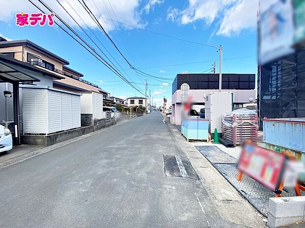 前面道路:北西側約5.9m幅