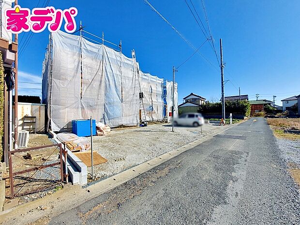 上棟しました。ご見学希望のお客様につきましては同型同仕様の物件にご案内いたします