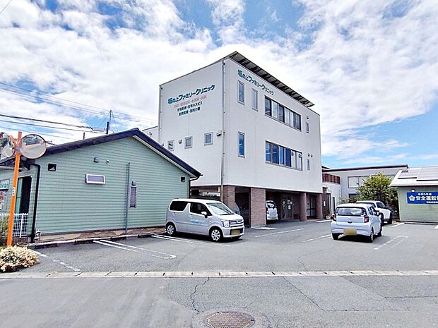 坂の上ファミリークリニック(470m)