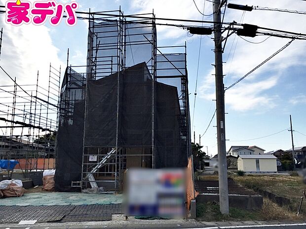 上棟しました。ご見学希望のお客様につきましては同型同仕様の物件にご案内いたします