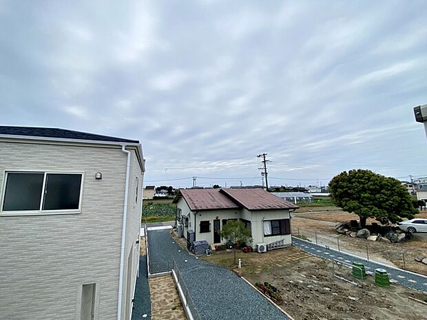 つい深呼吸をしたくなる気持ちの良い眺望はこのお部屋の自慢です!