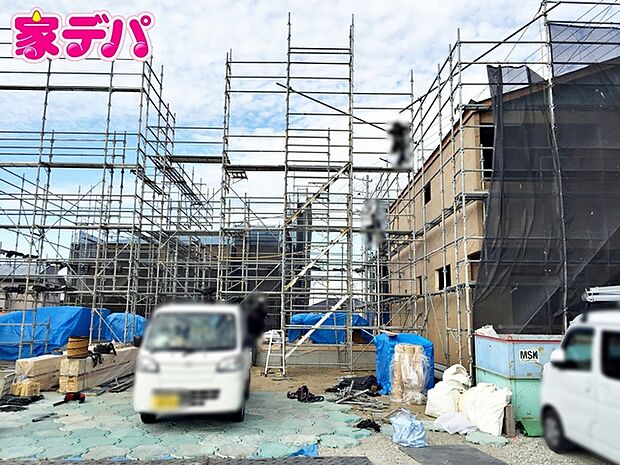 【3号棟】基礎工事中です！ ・長期優良住宅 ・オール電化 ・4LDK ・LDK17帖、隣接和室4.375帖 ・全居室収納完備 ・吹抜け ・折上天井 ・インナーバルコニー ・駐車場4台可