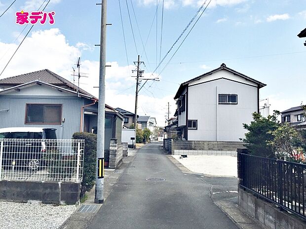 前面道路:北側約3.5m幅