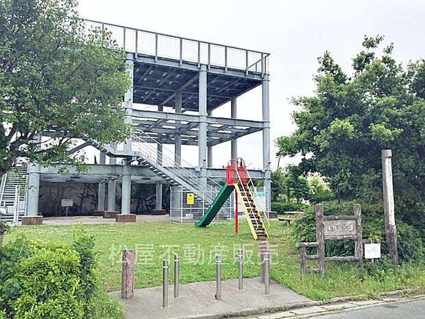 本町浜公園(640m)