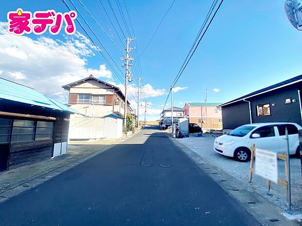 前面道路:北側約5.6m幅