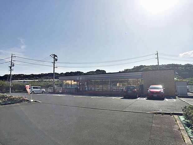 セブンイレブンきらりタウン浜北店（750m）