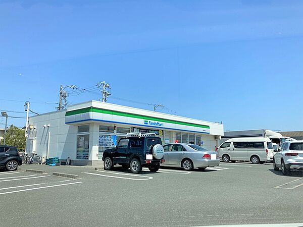 ファミリーマート　磐田豊浜店（1590m）