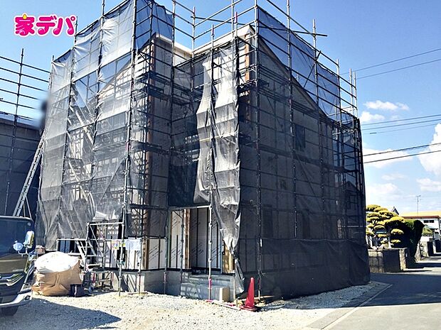 【2号棟】上棟しました! ・長期優良住宅 ・4LDK ・LDK17.8帖 ・全居室収納完備 ・大容量パントリー ・ランドリールーム ・WIC完備 ・インナーバルコニー ・角地 ・駐車場2台可