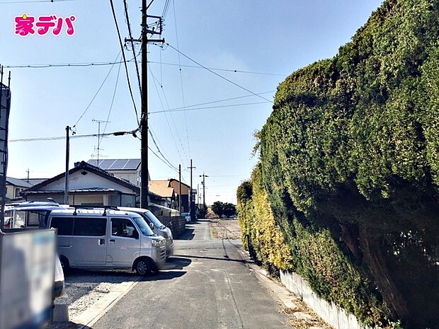 前面道路:北側約4m幅