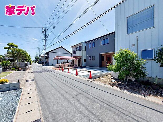 前面道路：北側約4.4ｍ幅