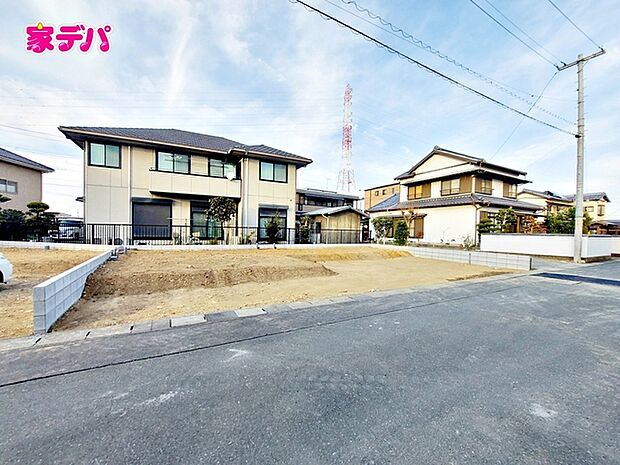 【2号棟】建築予定地です！ ・3LDK ・LDK24.4帖 ・全居室南向き ・全居室収納完備 ・パントリー ・リビング収納 ・バルコニー2カ所 ・駐車場並列3台可