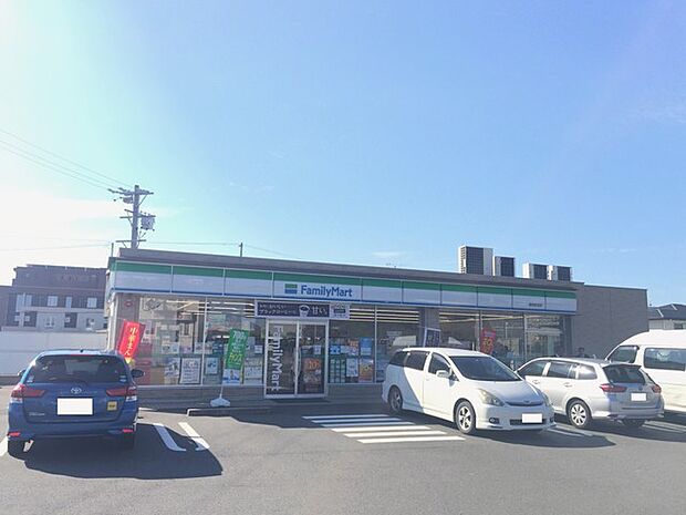 ファミリーマート　磐田新貝店（2370m）