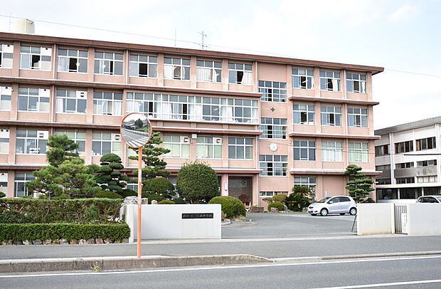 笠井中学校（1640m）