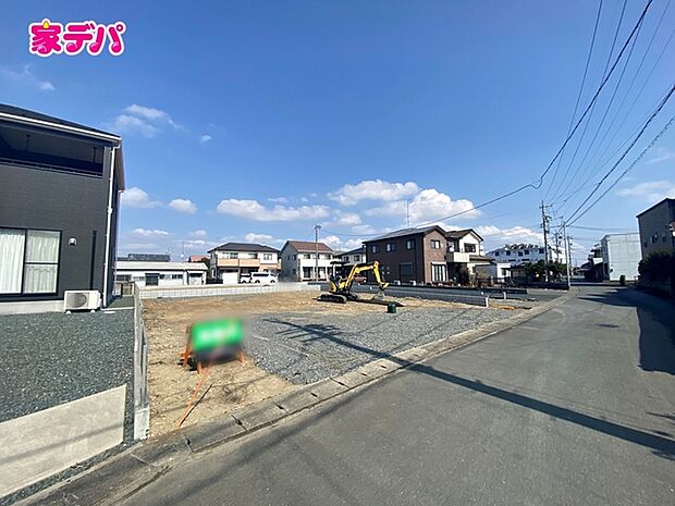 住宅ローンにご不安のあるお客様も、まずはお気軽にご相談下さい。お客様に最適な資金計画と金融機関をご案内いたします。