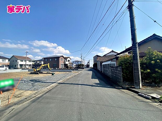 前面道路：南側約5.1ｍ幅