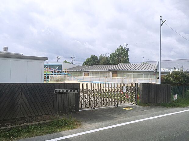 磐田南幼稚園(490m)