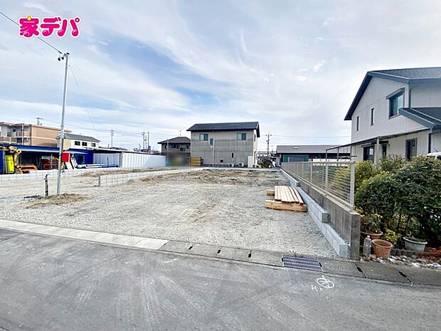 地域に密着した不動産販売でお客様のニーズに、経験豊富なスタッフが柔軟にご対応させて頂きます。