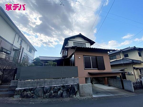 地域に密着した不動産販売でお客様のニーズに、経験豊富なスタッフが柔軟にご対応させて頂きます。