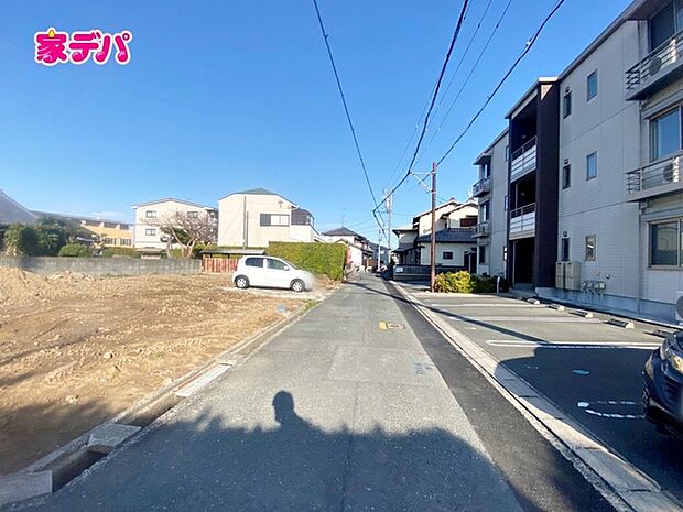 車通りも少ないので、運転が苦手な方でも自分のペースで駐車ができます