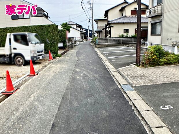 車通りも少ないので、運転が苦手な方でも自分のペースで駐車ができます