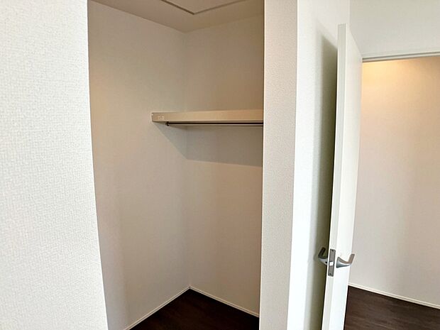 【WIC】 WICは洋服、帽子、バッグなど全て収納可能!お部屋がスッキリ整理整頓できます!