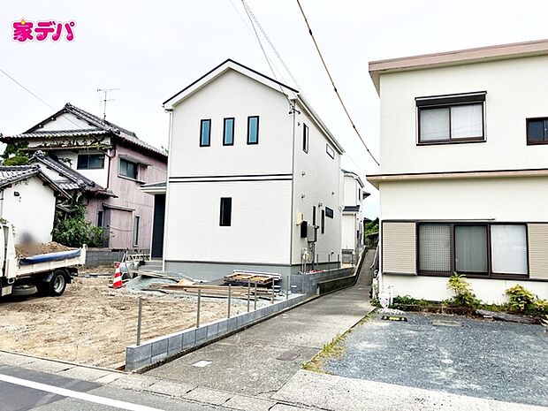 足場が外れました!現地ご案内いたします。周辺環境や陽当たりなどもあわせてご確認いただけます。実際の住み心地をイメージしながらご見学いただけますので、お気軽にお問い合わせください!