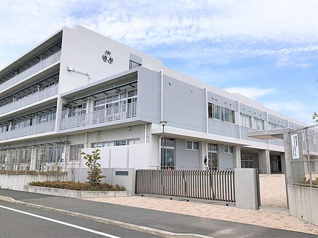 浜名中学校(980m)