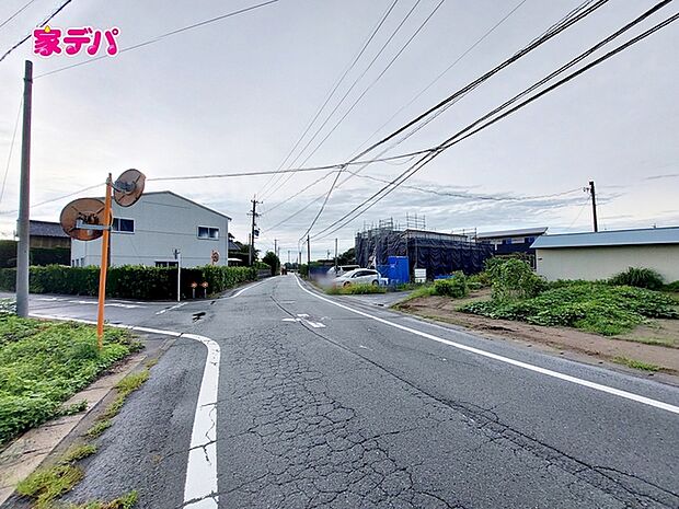 前面道路:南西側約7.3m幅
