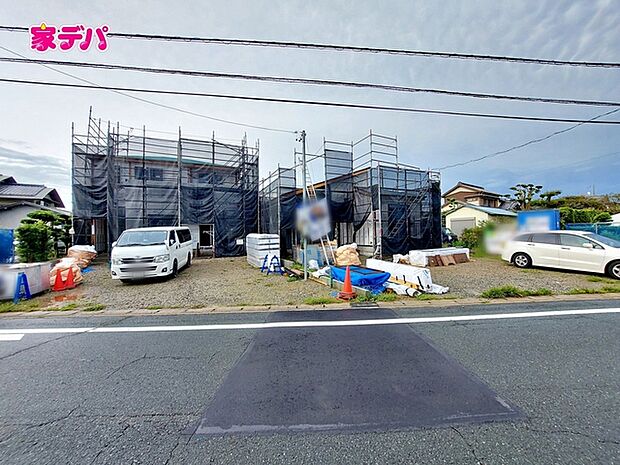 上棟しました！ご見学希望のお客様につきましては現地の他に同社の完成物件にて設備や仕様などご確認いただけます。 