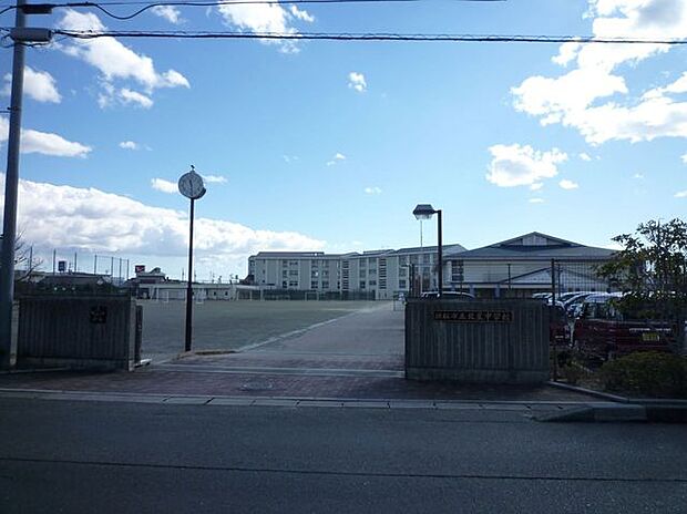 北星中学校(1600m)