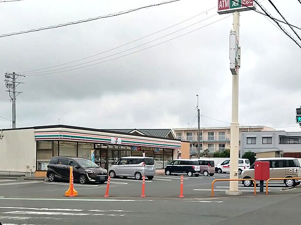 セブンイレブン浜松三方原北店(920m)