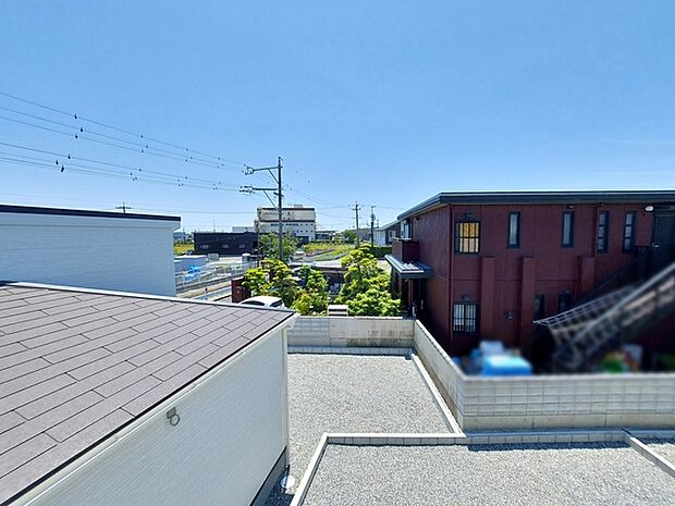 閑静な街並みの眺めは、心も体も落ち着きますね。  