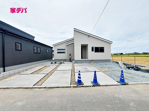 足場が外れました!現地ご案内いたします。周辺環境や陽当たりなどもあわせてご確認いただけます。実際の住み心地をイメージしながらご見学いただけますので、お気軽にお問い合わせください!