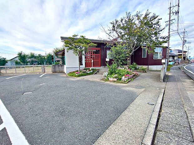 どんぐり保育園(690m)