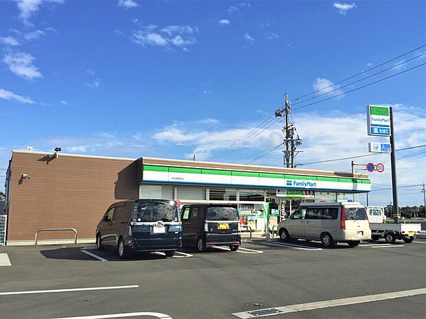 ファミリーマート浜松馬郡町店(1360m)