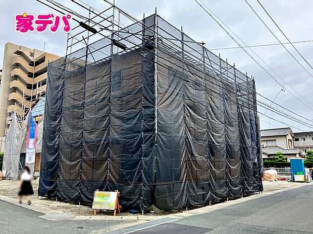 上棟しました。ご見学希望のお客様につきましては同型同仕様の物件にご案内いたします