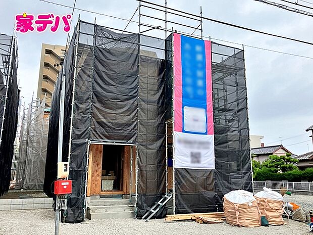 上棟しました。ご見学希望のお客様につきましては同型同仕様の物件にご案内いたします