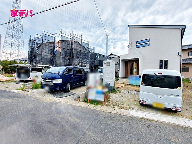住宅ローンにご不安のあるお客様も、まずはお気軽にご相談下さい。お客様に最適な資金計画と金融機関をご案内いたします。
