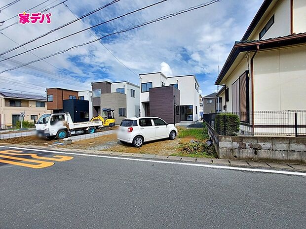 足場が外れました!現地ご案内いたします。周辺環境や陽当たりなどもあわせてご確認いただけます。実際の住み心地をイメージしながらご見学いただけますので、お気軽にお問い合わせください!