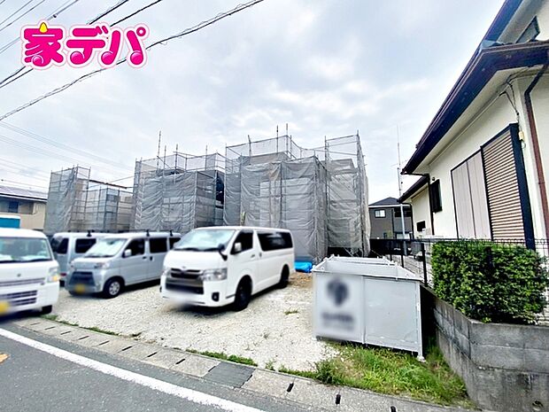 上棟しました。ご見学希望のお客様につきましては同型同仕様の物件にご案内いたします