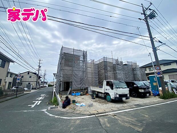 上棟しました。ご見学希望のお客様につきましては同型同仕様の物件にご案内いたします
