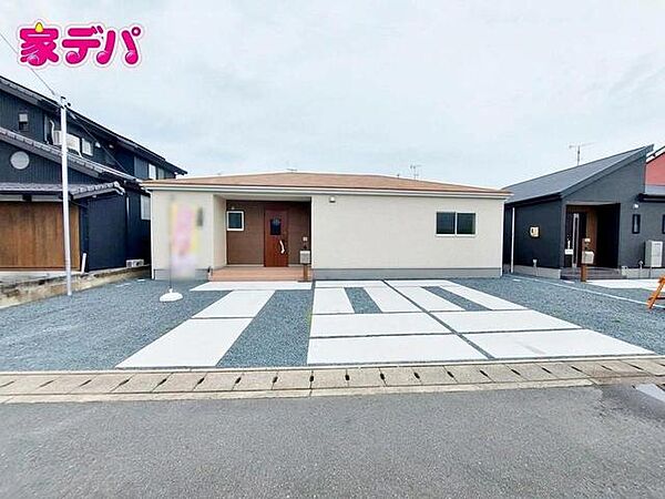 完成しました！現地ご案内いたします。周辺環境や陽当たりなどもあわせてご確認いただけます。実際の住み心地をイメージしながらご見学いただけますので、お気軽にお問い合わせください！