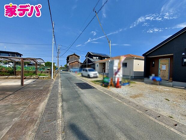 前面道路も広く車通りも少ないので、運転が苦手な方でも自分のペースで駐車ができます