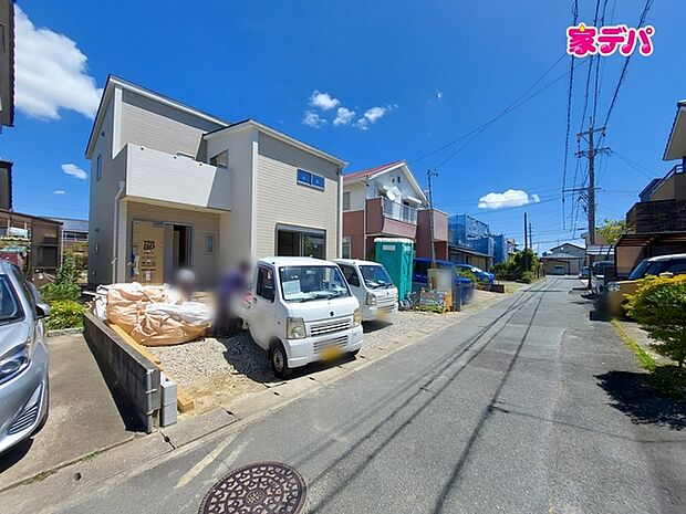 足場が外れました!現地ご案内いたします。周辺環境や陽当たりなどもあわせてご確認いただけます。実際の住み心地をイメージしながらご見学いただけますので、お気軽にお問い合わせください!