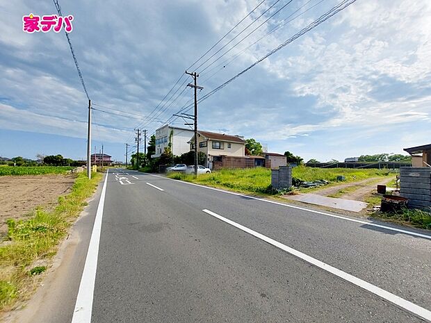 前面道路：東側約7.3ｍ幅