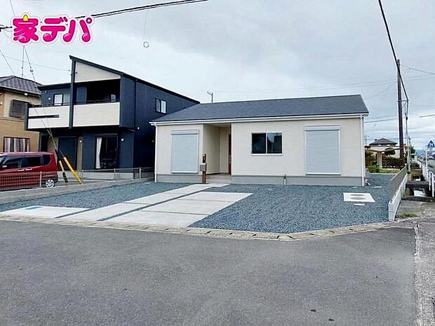 完成しました！現地ご案内いたします。周辺環境や陽当たりなどもあわせてご確認いただけます。実際の住み心地をイメージしながらご見学いただけますので、お気軽にお問い合わせください！ 