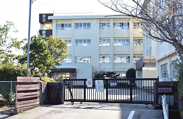 南部中学校(1520m)