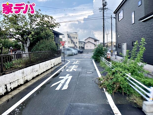前面道路:北側約4.9m幅